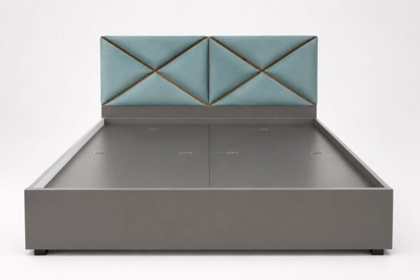 Sates Diamond Upholstered Storage Bed
